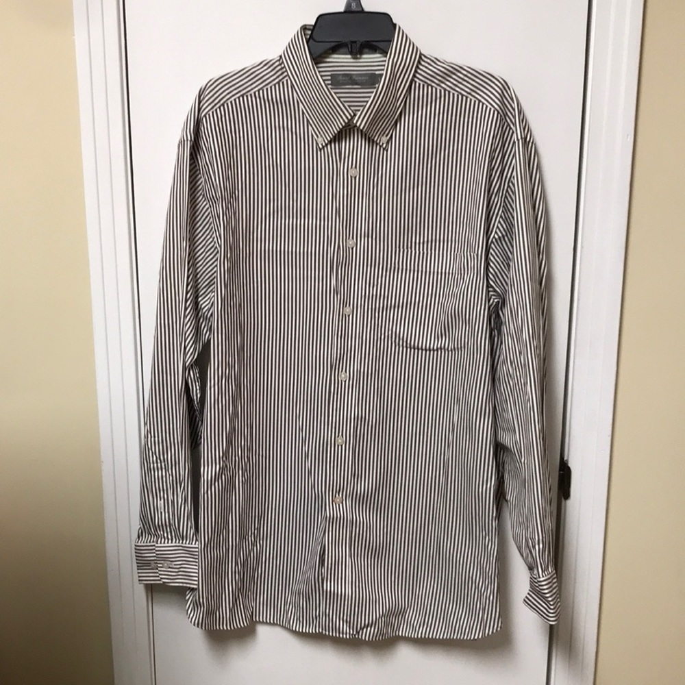 Daniel Cremieax large men’s dress shirt . White with brown stripes.